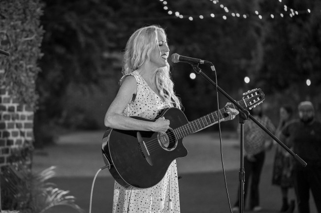 Art Show! Music Night! Oystera, TSB, Jenelle Japa Emanuela Jill Jonah La Marie Ira and more Todos Santos&nbsp;Fun