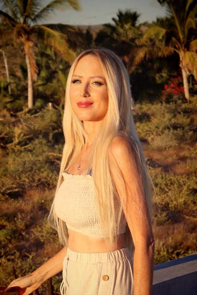 Music and Love, Todos Santos. Jenelle Aubade shows for FEB and&nbsp;March.